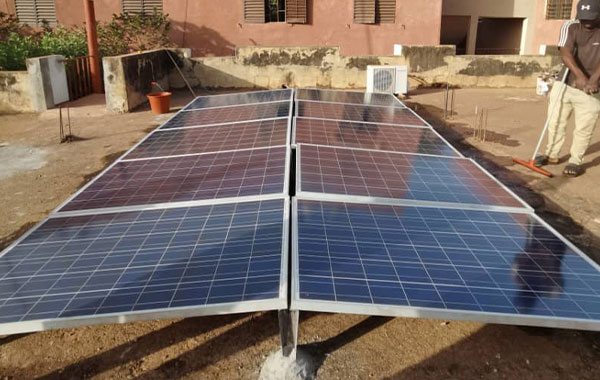 50 conjuntos de 3.2KW Inversor EVO no Mali