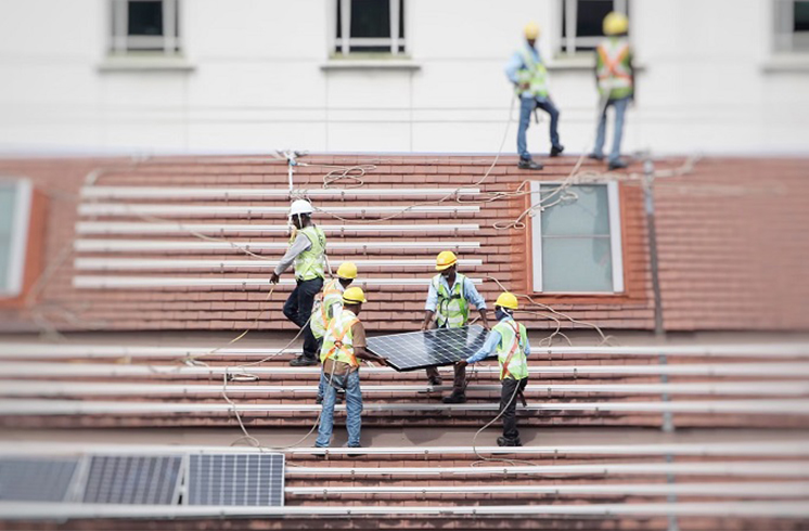 Como escolher soluções comerciais de energia solar?