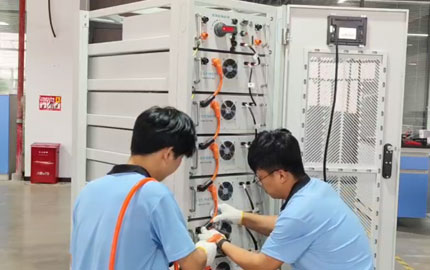 Instalação de Sistema Comercial de Armazenamento de Energia com Bateria de Lítio de 60KWH 14
