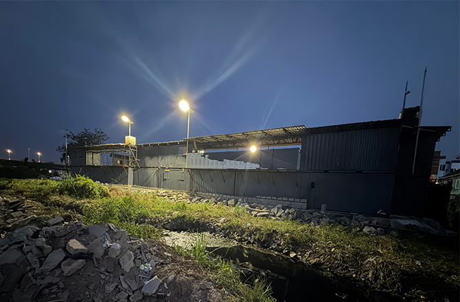 Estudo de Caso do Projeto de Iluminação Pública Solar da Anern na Nigéria: SLB 250W com Poste de 6m