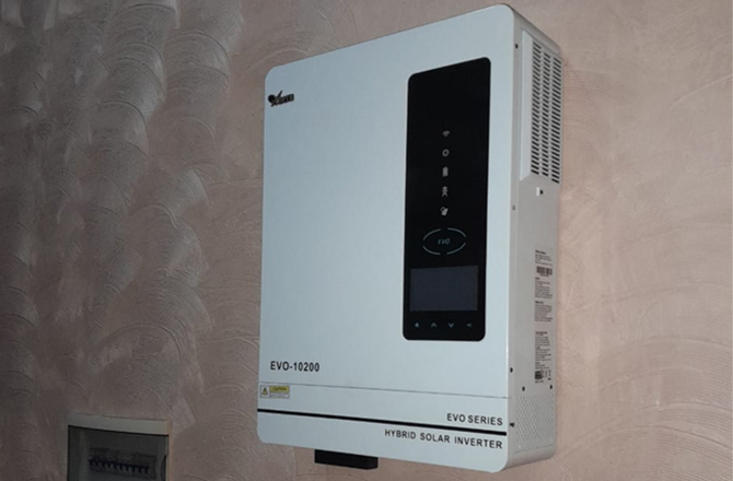 Instalação de Inversores Solares Anern EVO 10.2KW no Mali