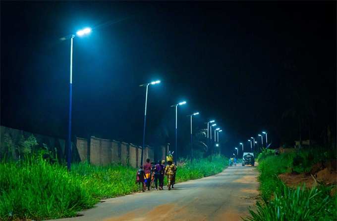 Dicas essenciais sobre como usar corretamente a luz solar tudo-em-um no inverno